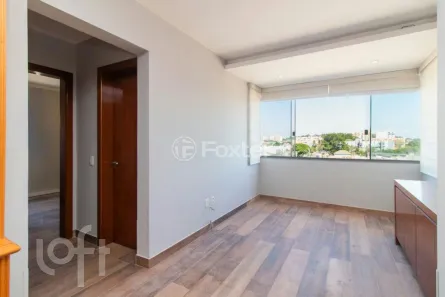 Apartamento com 2 Quartos à venda, 62m² no Camaquã, Porto Alegre