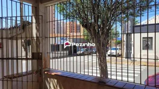 Imóvel Comercial com 3 Quartos para alugar, 210m² no Centro, Limeira