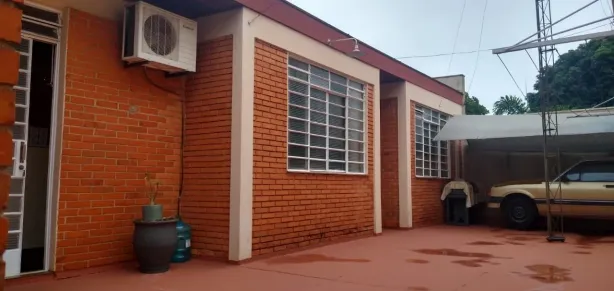 Casa com 4 Quartos à venda, 180m² no Canadá, Londrina