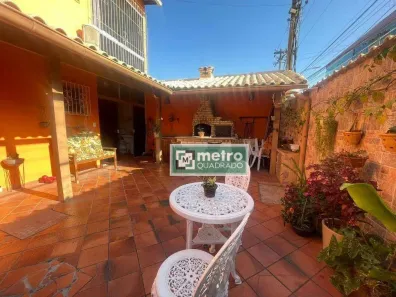 Casa com 2 Quartos para alugar, 80m² no Costazul, Rio das Ostras