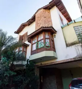 Casa de Condomínio com 3 Quartos à venda, 450m² no Jardim Maia, Guarulhos