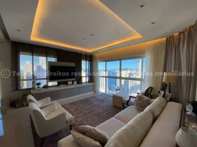 Apartamento com 3 Quartos à venda, 178m² no Pioneiros, Balneário Camboriú