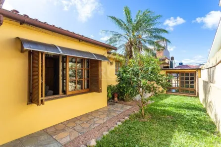 Casa com 3 Quartos à venda, 234m² no Petrópolis, Porto Alegre