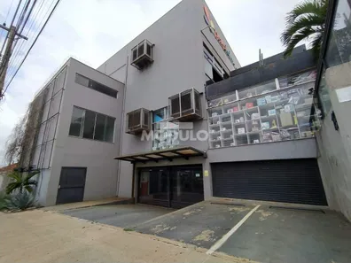 Ponto Comercial para alugar, 647m² no Martins, Uberlândia