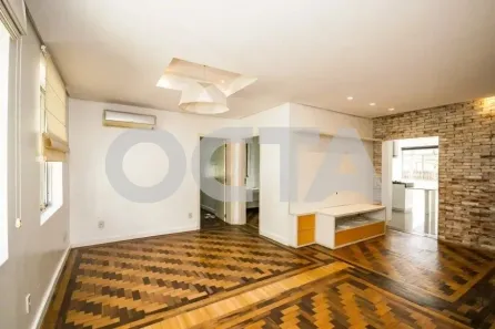 Casa com 2 Quartos à venda, 94m² no Rio Branco, Porto Alegre