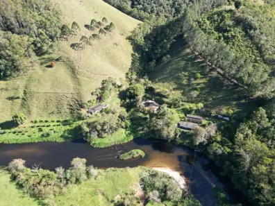 Fazenda/Sítio com 4 Quartos à venda, 193600m² no , Natividade da Serra
