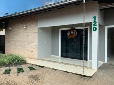 Casa com 3 Quartos para alugar, 150m² no Boa Vista, Joinville