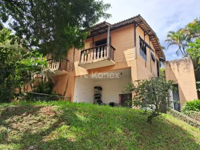 Casa de Condomínio com 3 Quartos à venda, 220m² no Caraguatá, Mairiporã