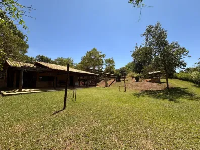 Fazenda/Sítio com 5 Quartos à venda, 200m² no , Hidrolândia