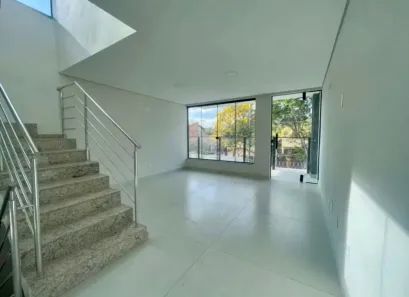 Casa com 3 Quartos à venda, 172m² no Planalto, Belo Horizonte