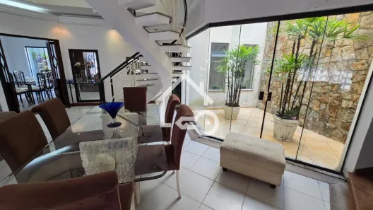 Sobrado com 3 Quartos à venda, 320m² no Dos Casa, São Bernardo do Campo