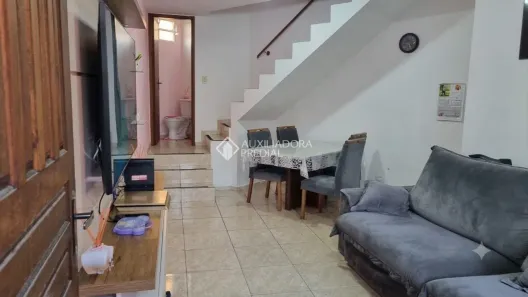 Sobrado com 2 Quartos para alugar, 130m² no Parque Gerassi, Santo André