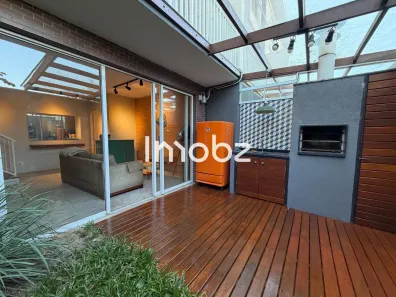 Casa de Condomínio com 3 Quartos para alugar, 138m² no Jardim Monte Kemel, São Paulo