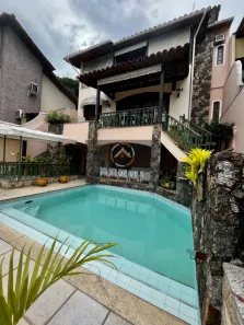 Casa com 5 Quartos à venda, 491m² no Camboinhas, Niterói