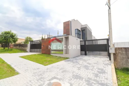 Sobrado com 3 Quartos à venda, 169m² no Boqueirão, Curitiba