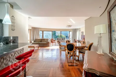 Apartamento com 2 Quartos à venda, 130m² no Bela Vista, Porto Alegre