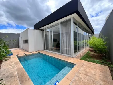 Casa de Condomínio com 3 Quartos para alugar, 370m² no Residencial Tamboré, Bauru