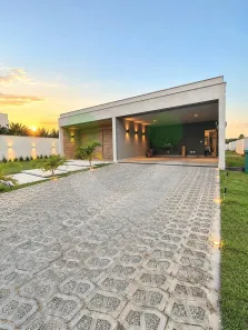 Casa de Condomínio com 3 Quartos à venda, 233m² no Nova Esperança, Parnamirim
