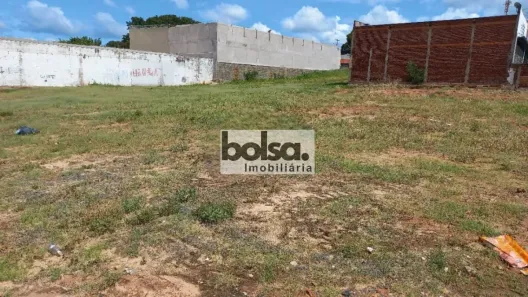 Lote/Terreno para alugar, 2400m² no Vila Souto, Bauru