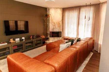 Sobrado com 3 Quartos à venda, 172m² no Juvevê, Curitiba