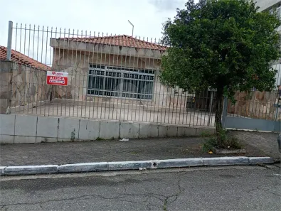 Sobrado com 2 Quartos para alugar, 400m² no Parque Maria Domitila, São Paulo