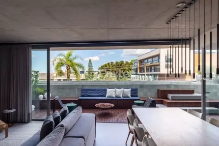 Apartamento com 3 Quartos à venda, 204m² no Três Figueiras, Porto Alegre