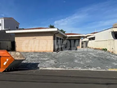 Casa com 4 Quartos para alugar, 215m² no Nova Campinas, Campinas