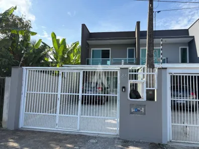 Sobrado com 3 Quartos à venda, 125m² no Boa Vista, Joinville