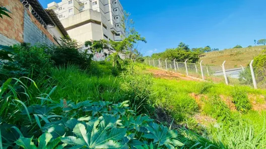 Lote/Terreno à venda, 420m² no Manacás, Belo Horizonte