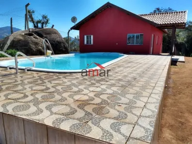 Fazenda/Sítio com 5 Quartos à venda, 300m² no , Sapucaí-Mirim
