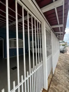 Sobrado com 6 Quartos à venda, 200m² no Areal, Brasília