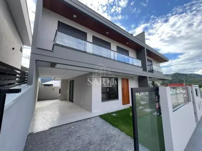 Casa com 3 Quartos à venda, 124m² no Forquilhas, São José
