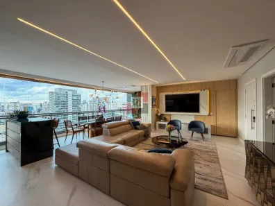 Apartamento com 2 Quartos à venda, 140m² no Vila Nova Conceição, São Paulo