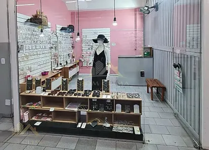 Ponto Comercial para alugar, 15m² no Vivendas da Serra, Juiz de Fora