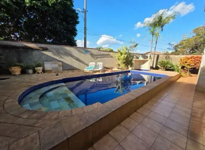 Sobrado com 3 Quartos à venda, 370m² no Jardim América, Paulínia