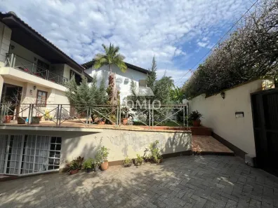 Casa com 4 Quartos à venda, 504m² no Água Verde, Blumenau