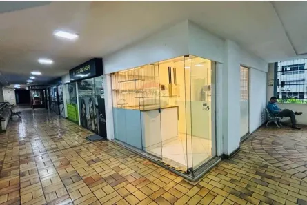 Ponto Comercial à venda, 30m² no Praia do Canto, Vitória