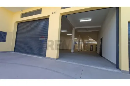Galpão/Depósito/Armazém para alugar, 220m² no Vila Real Continuação, Hortolândia