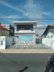 Imóvel Comercial com 3 Quartos à venda, 500m² no Vila Garcia, Jundiaí