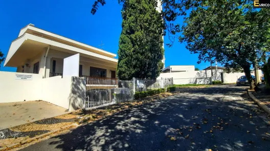 Prédio Comercial para alugar, 337m² no Castelo, Valinhos
