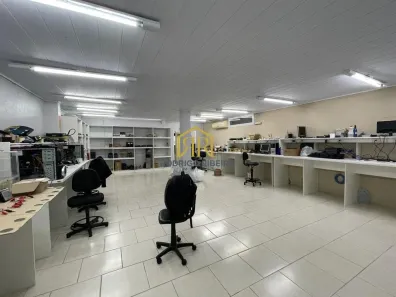 Imóvel Comercial para alugar, 360m² no Jardim Atlântico, Florianópolis