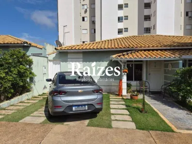 Casa de Condomínio com 3 Quartos à venda, 133m² no Santa Luzia, Uberlândia