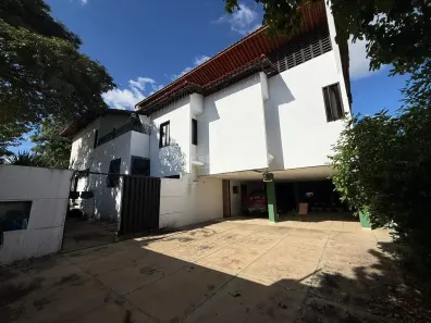 Casa com 4 Quartos à venda, 324m² no Uruguai, Teresina