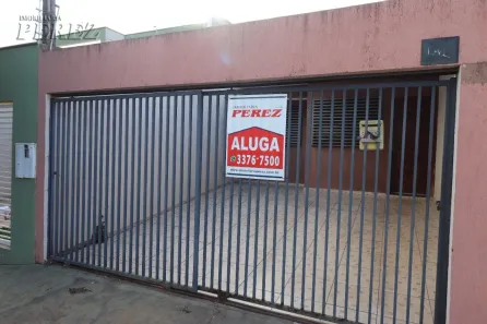 Casa com 3 Quartos para alugar, 125m² no Loteamento Chamonix, Londrina