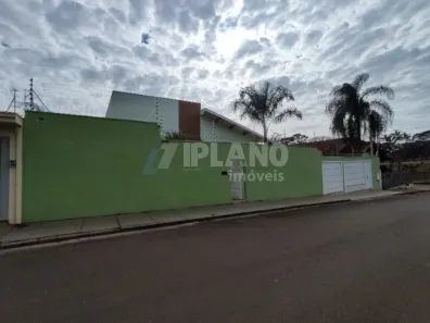 Casa com 2 Quartos à venda, 821m² no Jardim Macarenco, São Carlos
