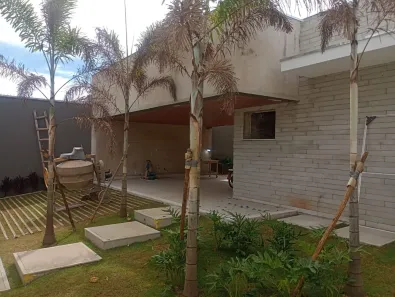 Casa com 3 Quartos à venda, 270m² no Morada da Colina, Uberlândia