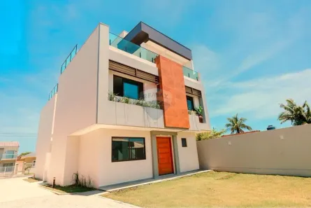 Sobrado com 3 Quartos à venda, 156m² no Canoas, Pontal do Paraná