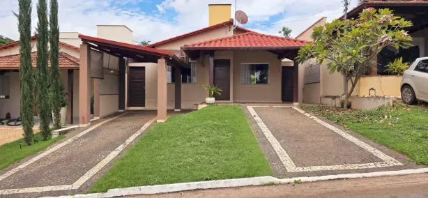 Casa com 3 Quartos para alugar, 138m² no Sítio de Recreio Ipê, Goiânia
