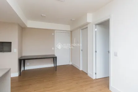 Apartamento com 1 Quarto para alugar, 62m² no Passo da Areia, Porto Alegre