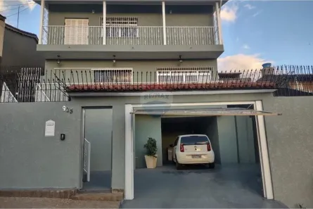 Sobrado com 4 Quartos à venda, 272m² no Jardim Águas Claras, Bragança Paulista